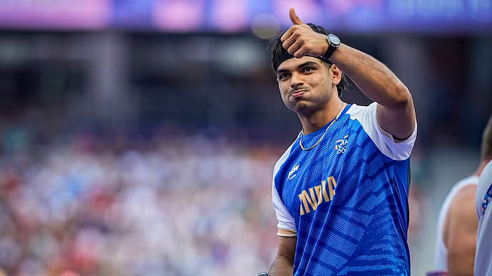 90 மீ. தூரம் எறிந்த முதல் இந்தியர் .. முந்தைய சாதனையை முறியடித்த நீரஞ் சோப்ரா!