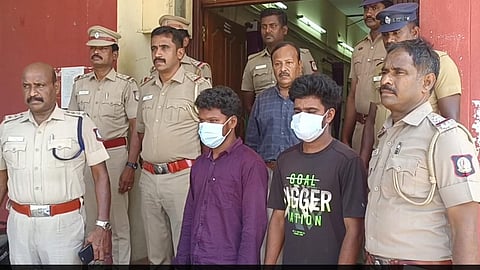 இளைஞர் கொலை... இருவர் கைது