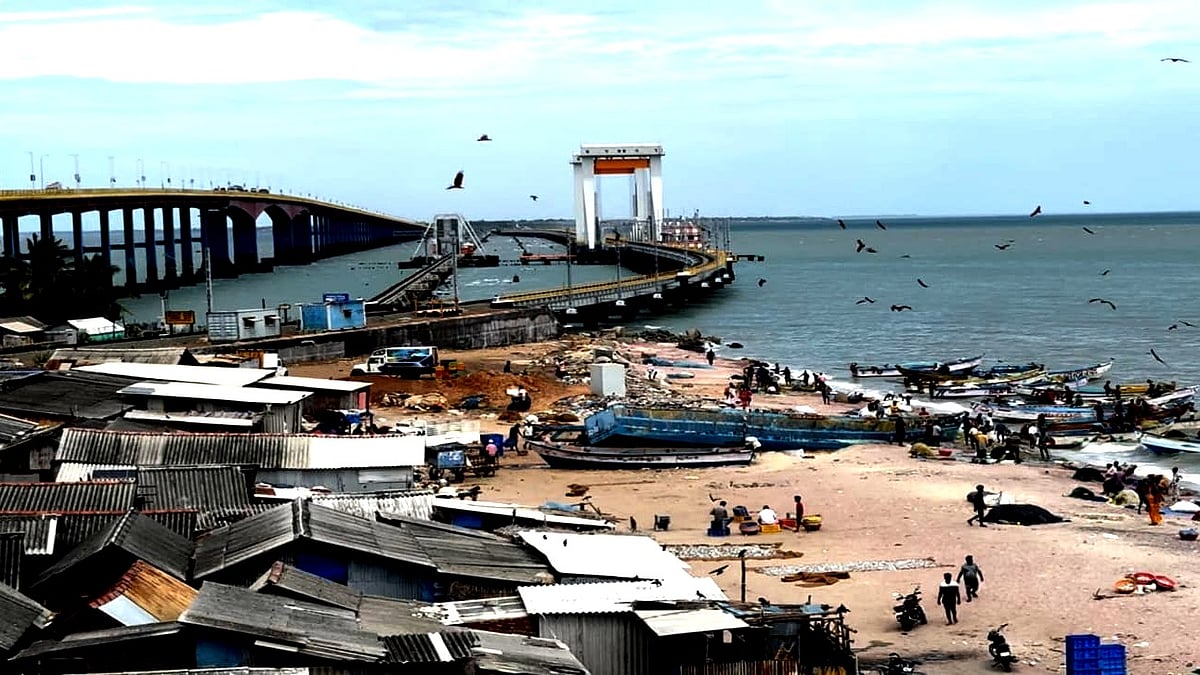 ராமநாதபுரம் | நாட்டுப்படகு மீனவர்கள் கடலுக்குச் செல்ல தடை