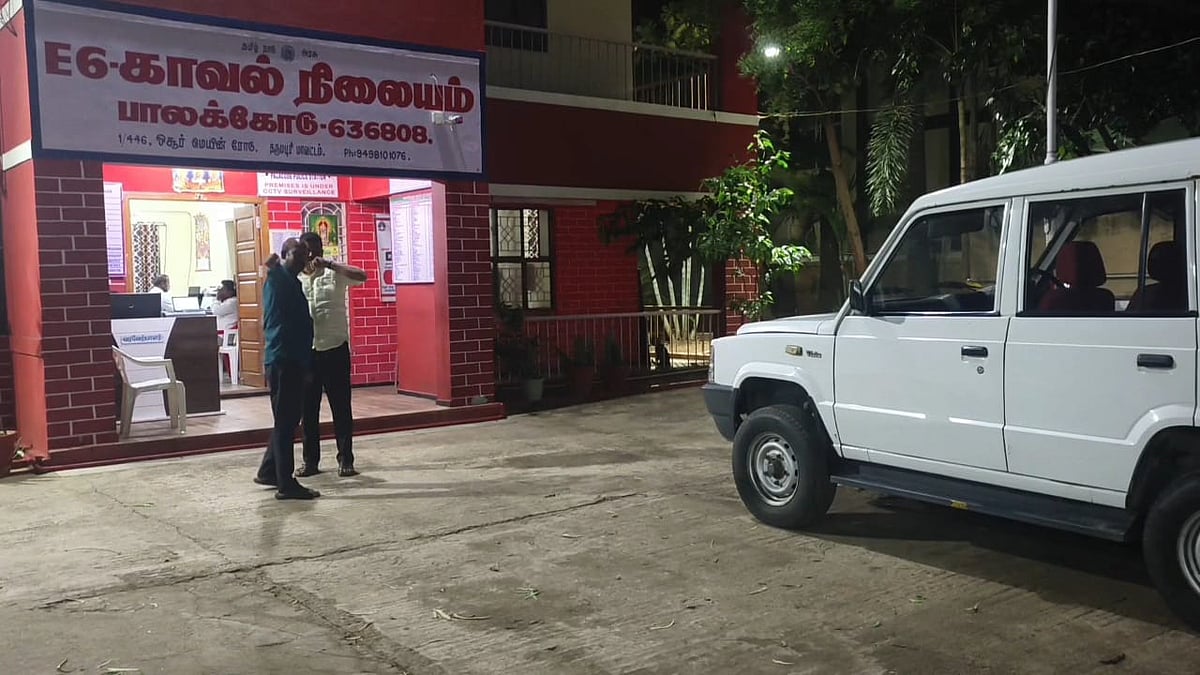 தருமபுரி | ரூ.10 ஆயிரம் லஞ்சம் - கையும் களவுமாக சிக்கிய தலைமை காவலர்