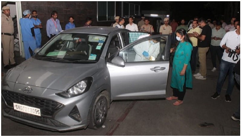 ஹரியானா | ”அடுத்த 5 நிமிடத்தில் செத்துடுவோம்” ஒரே குடும்பத்தைச் சேர்ந்த 7 பேர் காரில் சடலமாக மீட்பு