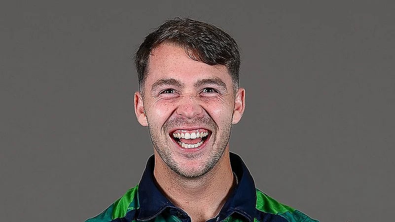 அடேங்கப்பா செம்ம..! 5 பந்தில் தொடர்ச்சியாக 5 விக்கெட்.. மிரட்டிய அயர்லாந்து பவுலர்!