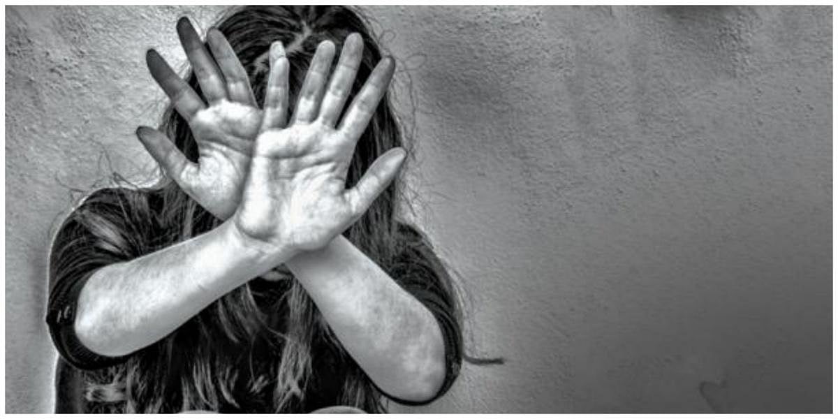 ஒடிசா|பாலியல் வன்கொடுமை புகார் அளித்த மாணவி; தீக்குளித்த சம்பவம்!