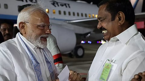 பிரதமரிடம் எடப்பாடி பழனிசாமி வைத்த கோரிக்கைகள் என்ன