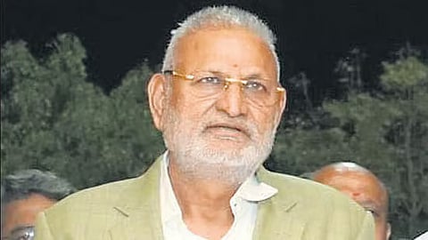 maharashtra agriculture minister manikrao kokate removed after rummy row gets sports