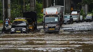 மும்பையில் 35 ஆண்டுகளில் அதிகப்படியான மழைபொழிவு!