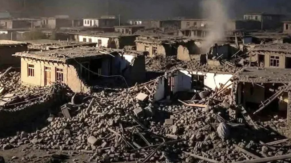 நிலநடுக்கம்| 800 பேர் உயிரிழப்பு.. 2,500 பேர் படுகாயம்! உருக்குலைந்த ஆப்கானிஸ்தான்!