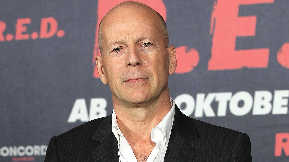 Bruce Willis | ஹாலிவுட்டை கலக்கிய ஆக்ஷன் ஹீரோவின் இன்றைய பரிதாப நிலை!
