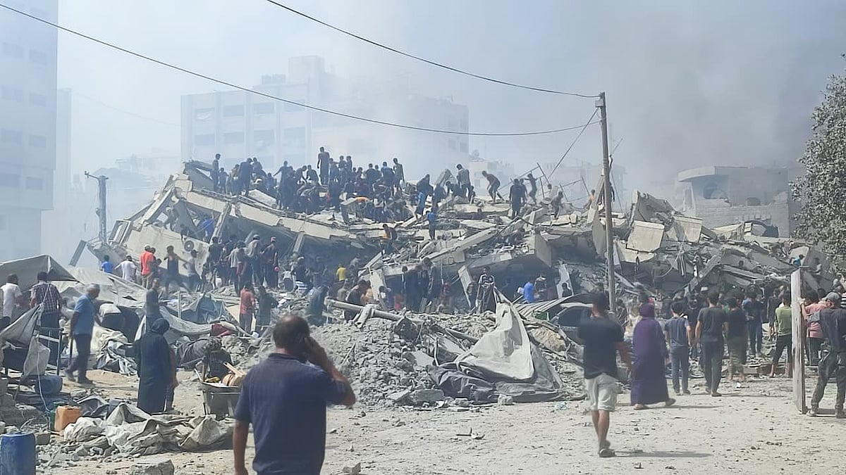 உலகின் மனசாட்சியை உலுக்கும் காஸா.. நூற்றாண்டு கண்டிராத பேரழிவு.. செவி சாய்க்காத இஸ்ரேல்!