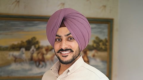 Punjabi singer Rajvir Jawanda injured in accident