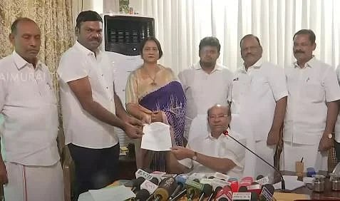 பாமக| இளைஞர் சங்கத் தலைவராக ஜி.கே.மணி மகன் மீண்டும் நியமனம்.. மருத்துவர் ராமதாஸ் அறிவிப்பு!