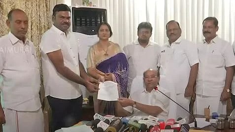 pmk chief ramadoss reappointed gk mani son as youth wing leader despite
