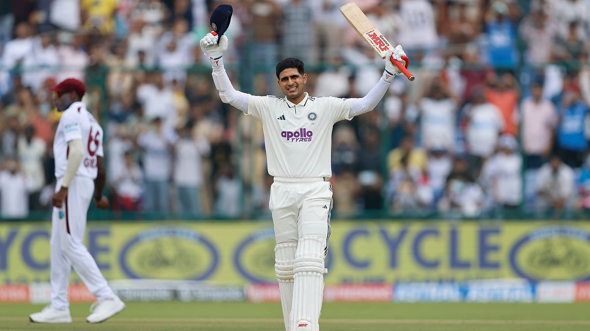 WI அணிக்கு எதிராக சதமடித்த சுப்மன் கில்.. 518 ரன்களுக்கு இந்தியா டிக்ளேர்!