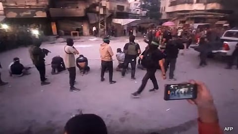 hamas brutally executes 8 gaza peoples in public amid 