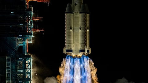 what reason of delays return of chinese astronauts to earth