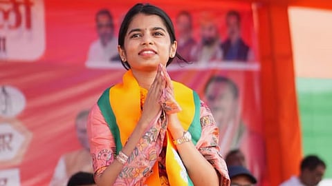 singer maithili thakur becomes mla at 25 turned in bihar elections 2025