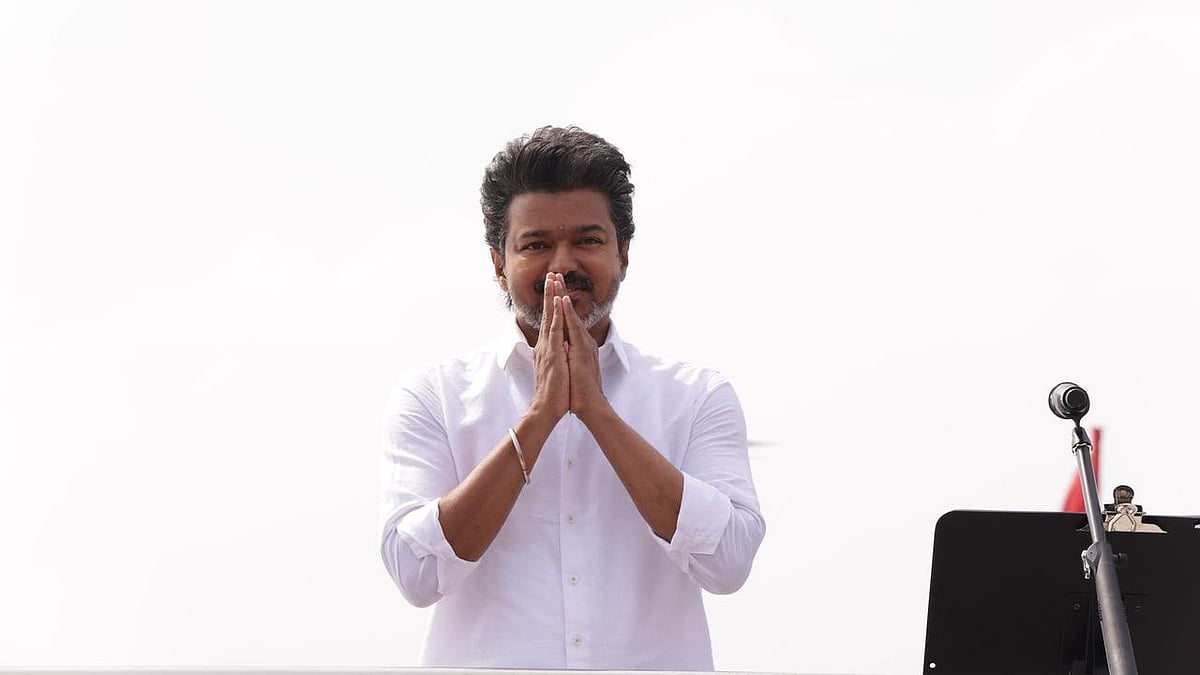 ”திமுகவை நம்பாதீங்க; எம்.ஜி.ஆர் இங்குதான்..” - புதுச்சேரியில் விஜய் ஆவேசப் பேச்சு.! A - Z முழு தகவல்