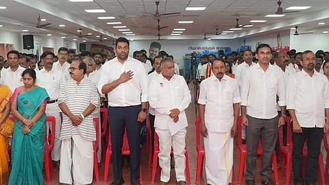 தவெக மாவட்ட செயலாளர்கள் மற்றும் மாநில நிர்வாகிகள் கூட்டம்