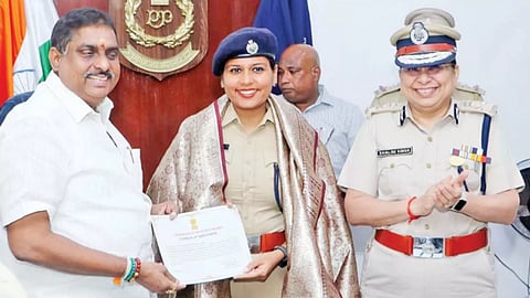 இஷா சிங், நமச்சிவாயம்