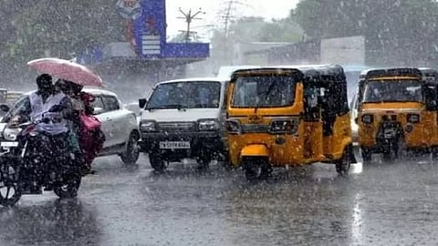 தமிழகத்தில் மிதமான மழைக்கு வாய்ப்பு