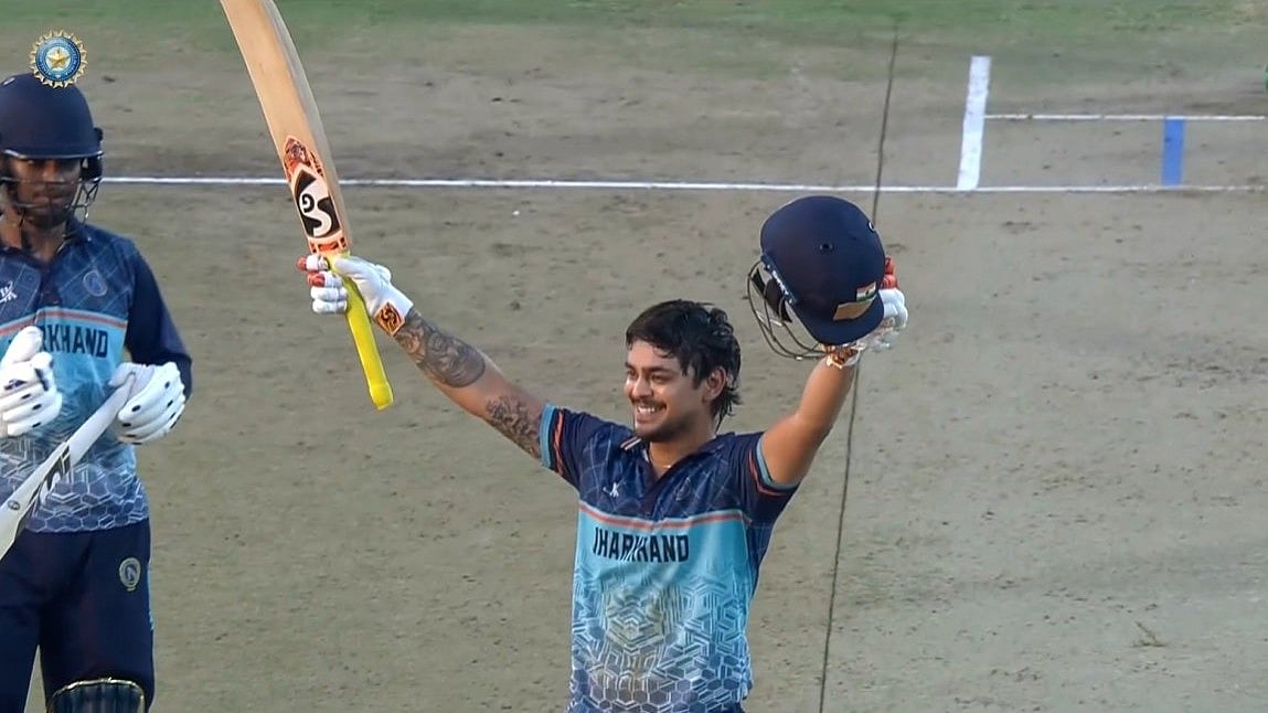 SMAT ஃபைனல்| 262 ரன்கள் குவித்த ஜார்கண்ட்.. 45 பந்தில் சதமடித்த இஷான் கிஷன்! 2 சாதனைகள்!