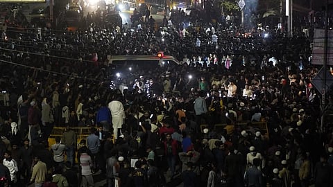 again violence on bangladeshi student movement chief murdered 