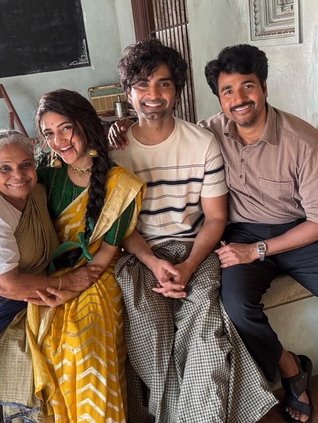 சிவகார்த்திகேயன் - பராசக்தி