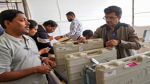 இன்று மஹாராஷ்டிராவில் உள்ளாட்சி தேர்தல்