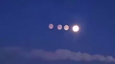 4 moons in russia