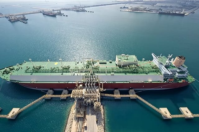 Ships waiting at The Strait of Hormuz 