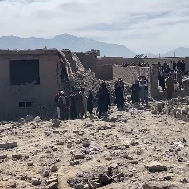 afghanistan strikes pakistan military bases