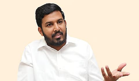 ஆளூர் ஷாநவாஸ்