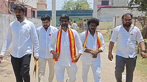 தவெக வேட்பாளர் பிரகாசம்