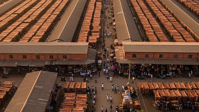 Ambur leather market 