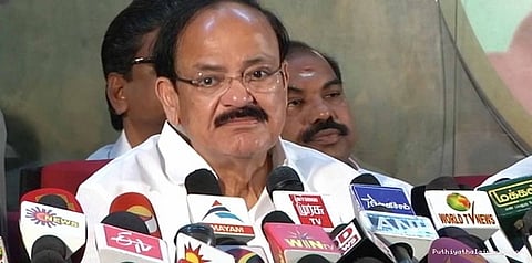 அதிமுகவில் தலையிடவில்லை: வெங்கய்யா நாயுடு