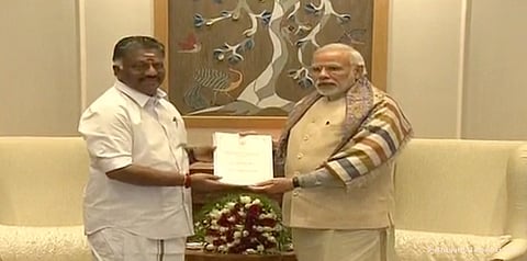 ஜல்லிக்கட்டுக்கு அவசரச் சட்டம்... பிரதமரிடம் முதலமைச்சர் நேரில் வலியுறுத்தல்