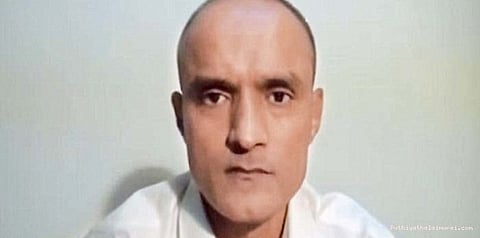 ’குல்பூஷண் ஜாதவ் மேல்முறையீடு செய்யலாம்’: வாய்ப்பு வழங்கும் பாகிஸ்தான்