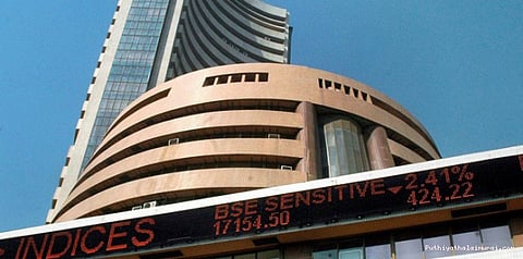 உச்சம் தொட்ட சென்செக்ஸ்: உயர்ந்தது ரூபாய் மதிப்பு