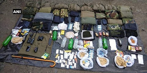 "சப்பாத்தி....நூடுல்ஸ்...சான்விச்...." - தீவிரவாதிகளா? டூரிஸ்ட்டுகளா..?