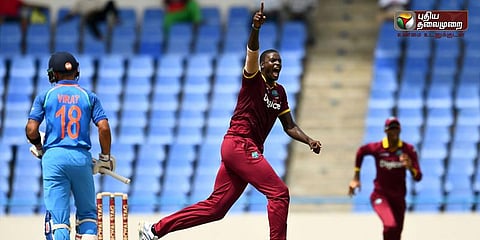 ஆளே இல்லாத கடையில... இது கிரிக்கெட் சோகம்!