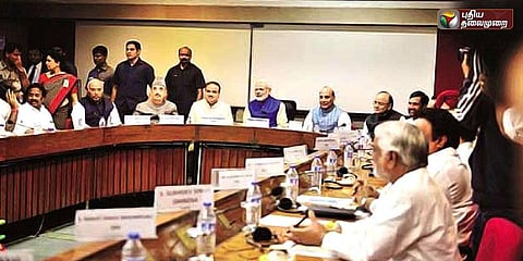 மாட்டிறைச்சி விவகாரம் - எதிர்க்கட்சிகளை உத்தரவு மூலம் சமாளித்த மோடி