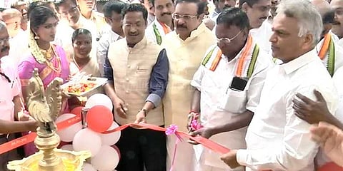 புதுச்சேரி - ஹைதராபாத் விமான சேவை தொடங்கியது