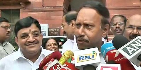 ஜேட்லியுடன் தமிழக அமைச்சர்கள் சந்திப்பு: அரசியல் பேசவில்லை என விளக்கம்