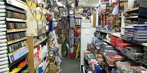 சி.பி.எஸ்.இ. வளாகத்தில் ஸ்டேஷனரி பொருட்கள் விற்க அனுமதி