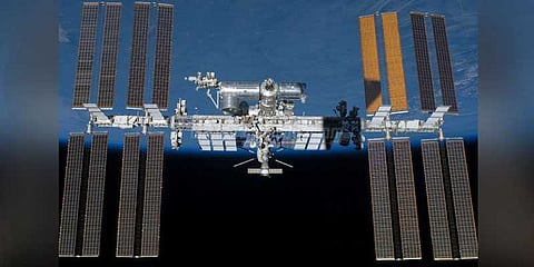 சர்வதேச விண்வெளி நிலையத்துக்கு ‌‌ரஷ்ய, அமெரிக்க வீரர்கள் பயணம்