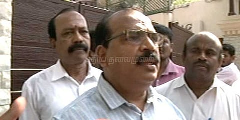 நாஞ்சில் சம்பத் வழக்கை விசாரிக்க இடைக்கால தடை