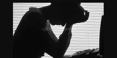 அதிக நேரம் வேலை செய்ததால் மரணம்: அதிர்ச்சி ரிப்போர்ட்!