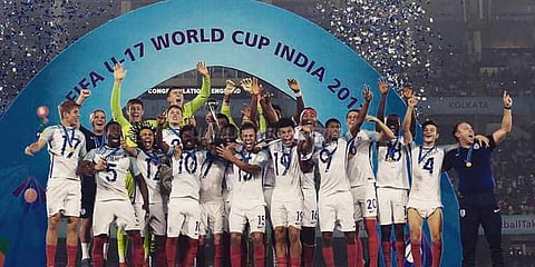 உலகக்கோப்பை கால்பந்து: ஸ்பெயினை பந்தாடி மகுடம் சூடிய இங்கிலாந்து