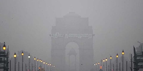 டெல்லியில் காற்று மாசால் மக்கள் அவதி
