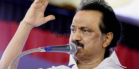 அதிமுக பதாகையால் பொறியாளர் மரணம்: மு.க.ஸ்டாலின் கண்டனம்